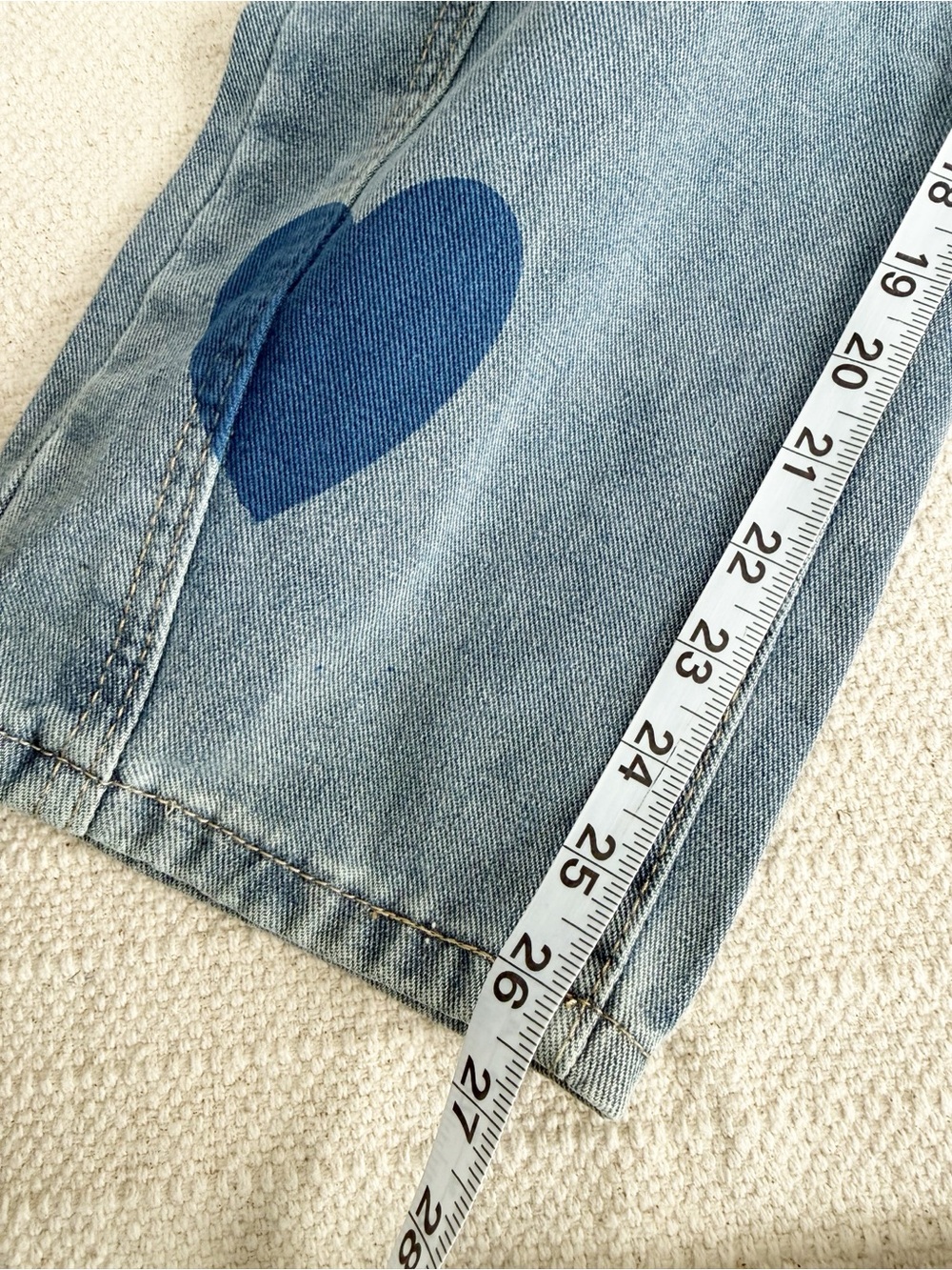 Heart Printed Barrel Jeans - Picture 6 of 8